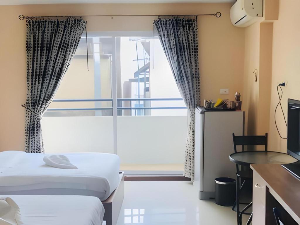 Buddy Place Bangkok Bagian luar foto